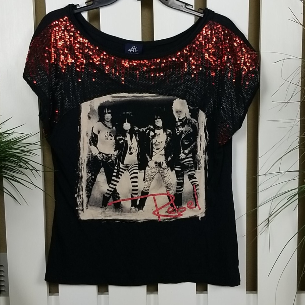Rebel Authentic Icon Tee